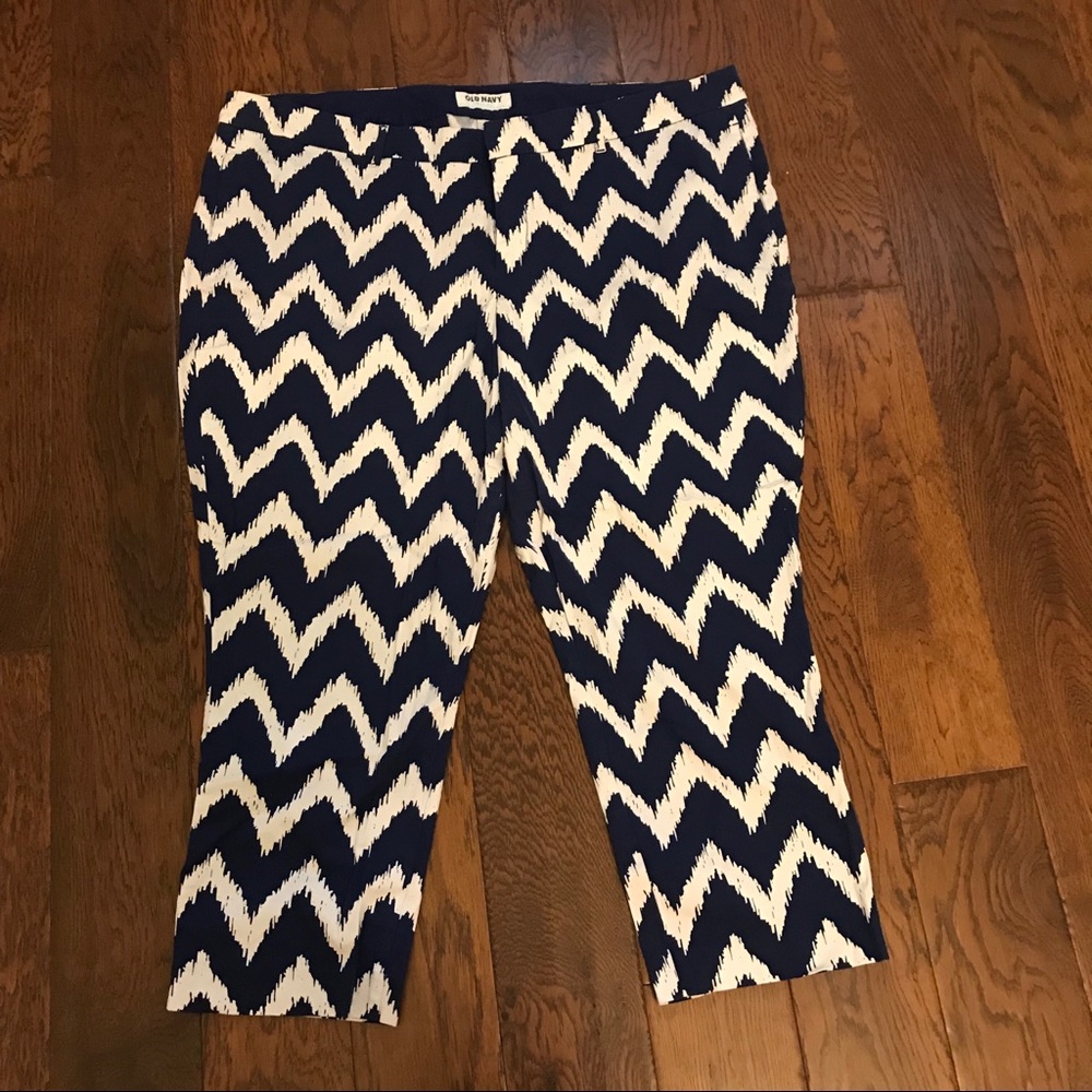 Old Navy Pixie Pants Size 20